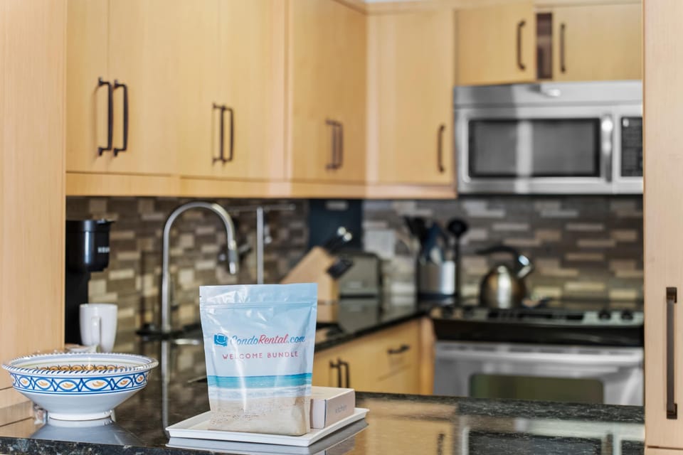 Condo, Multiple Beds, Balcony, Ocean View (Spanish Trace 237) | Private kitchen