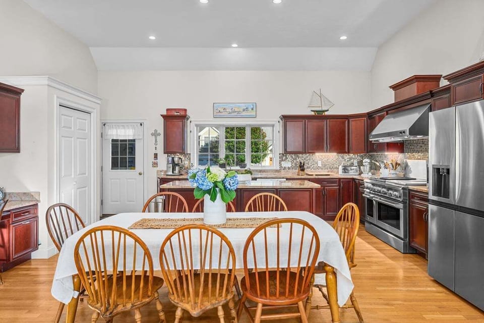 Open concept kitchen