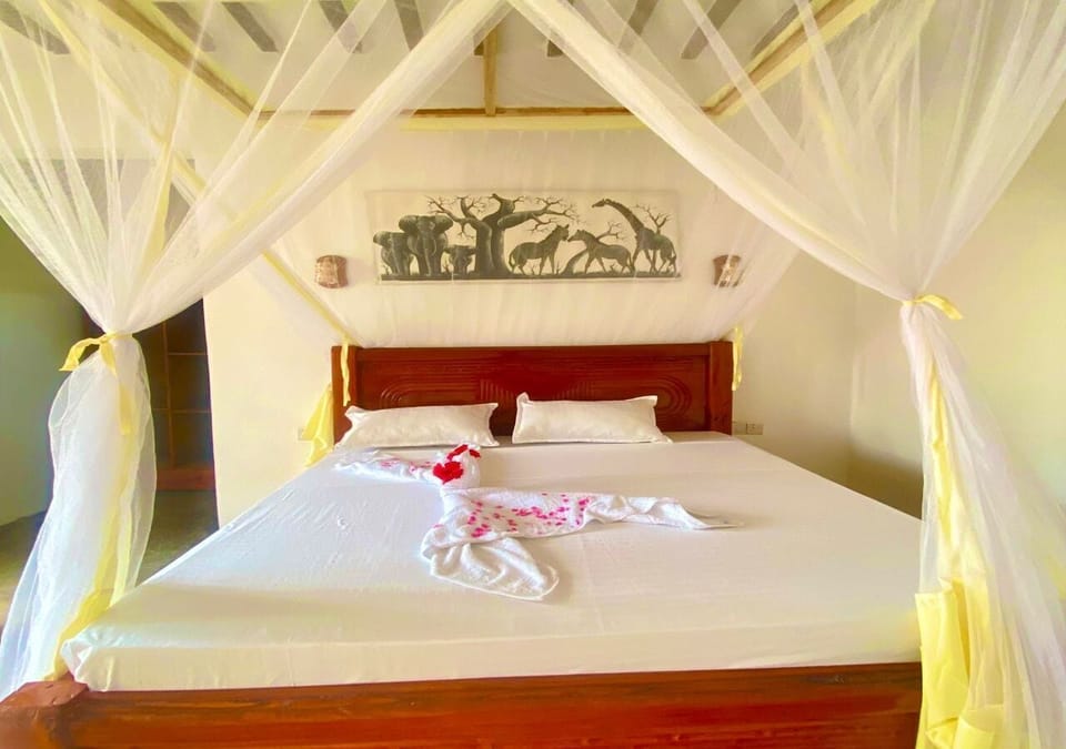 Deluxe Room, Courtyard View | Free WiFi
