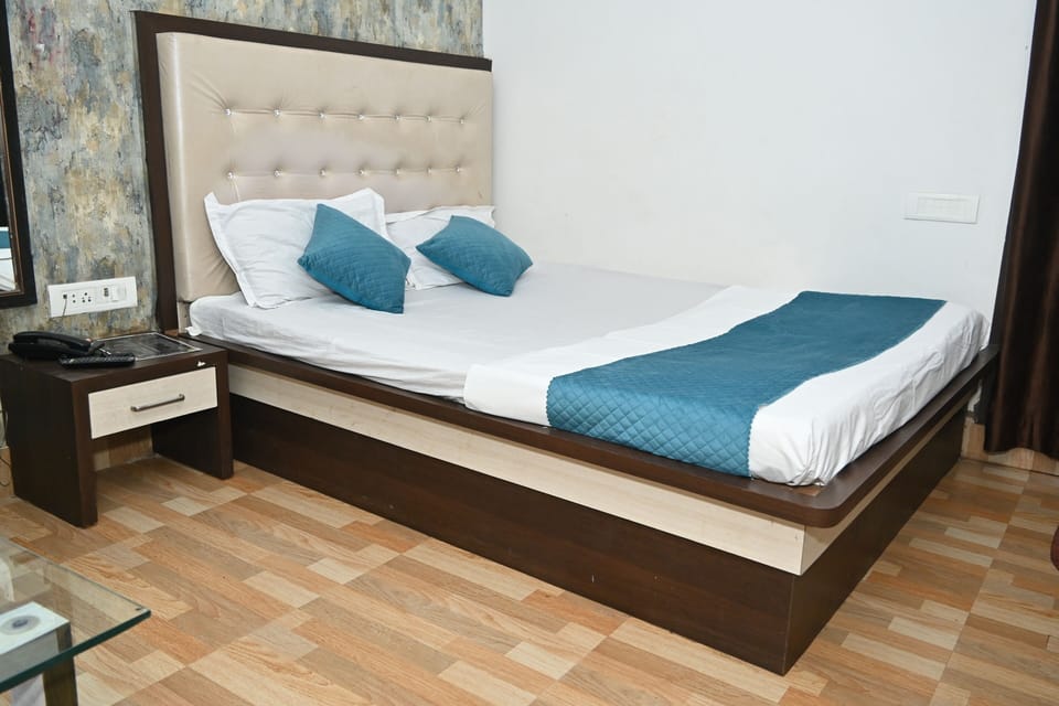 Luxury Double Room Single Use | WiFi (free)