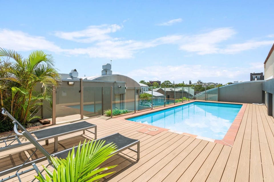 Holiday Home Swimming Pool