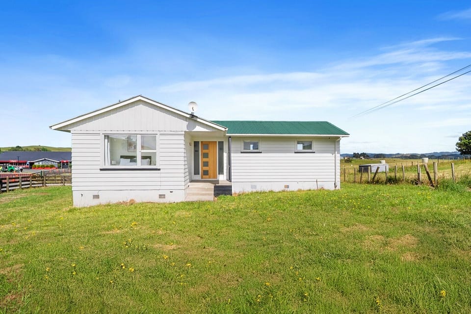 Holiday Home Exterior [summer]