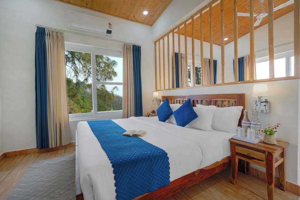 Classic Suite, Hill View | Iron/ironing board (on request), WiFi (free)