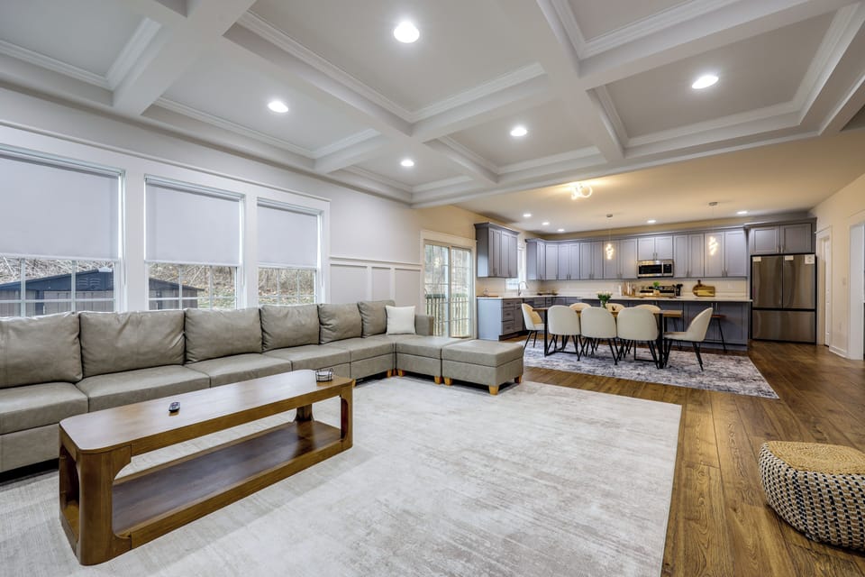 House (5 Bedrooms) | Interior