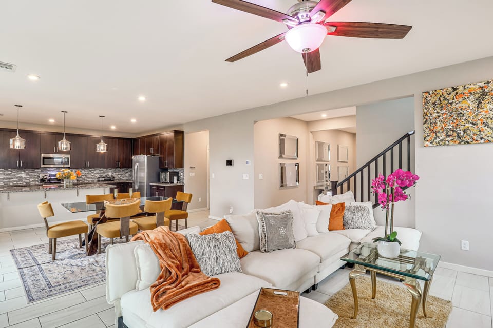 House (3 Bedrooms) | Interior