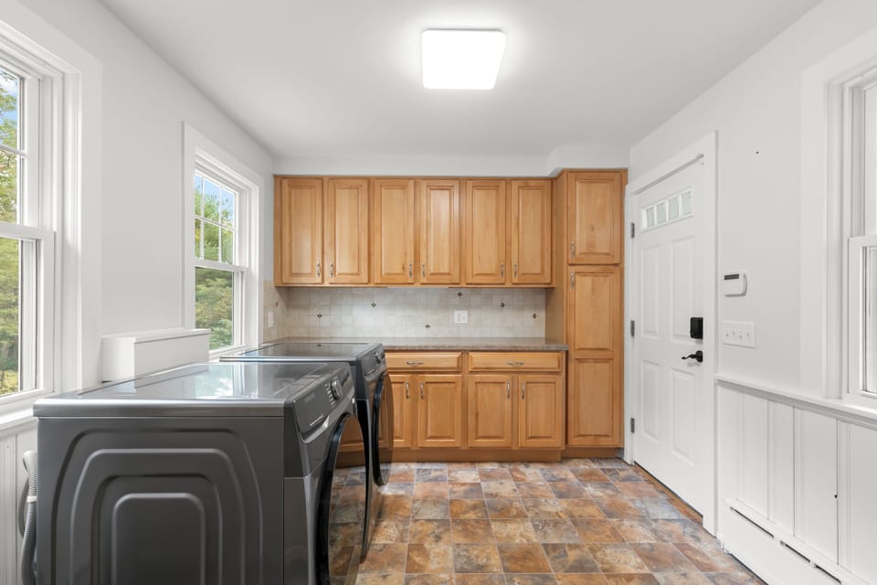 Ample space for storage and folding