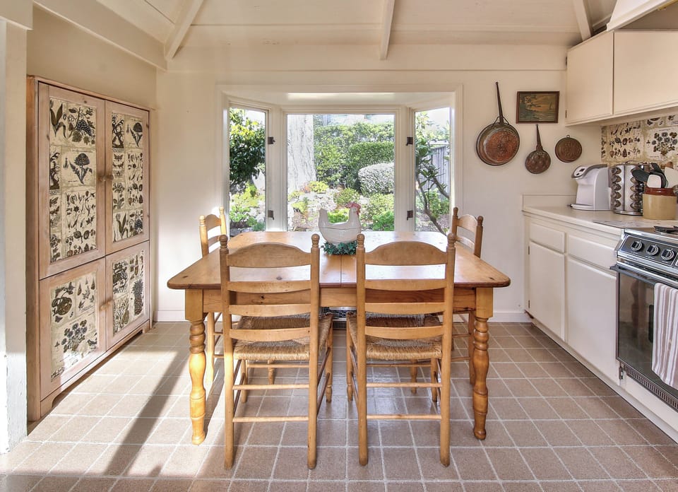 Another Dining Area in the Kitchen