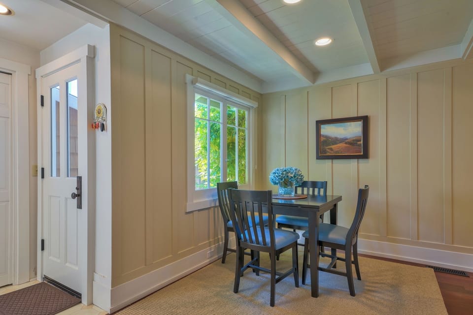 Serene Dining Area