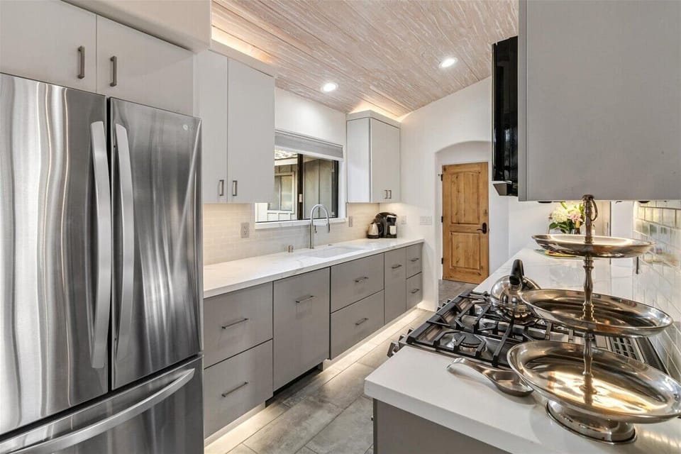 New Modern Kitchen