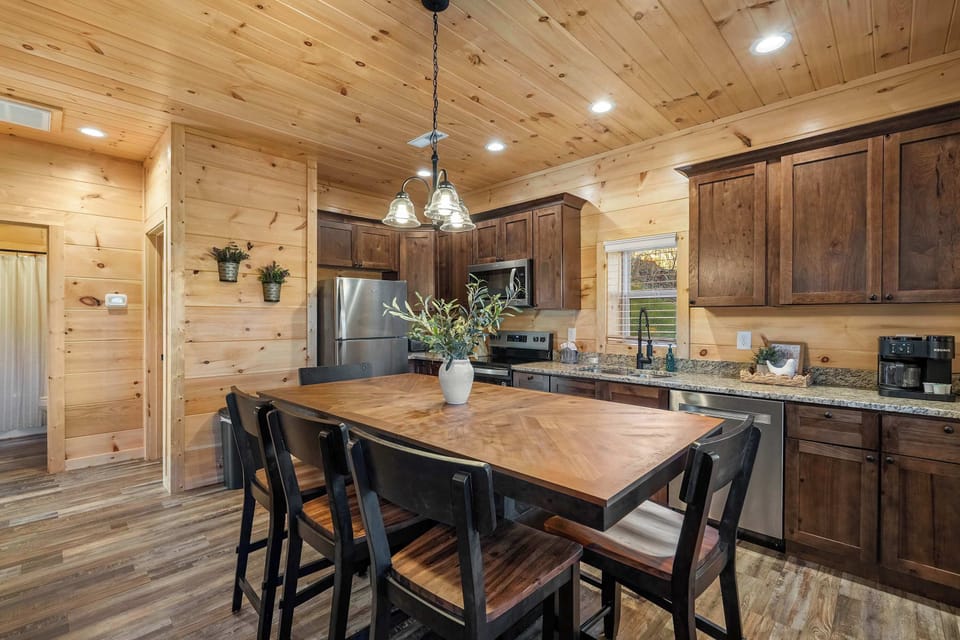 Easy space for cooking, eating, and spending time together.