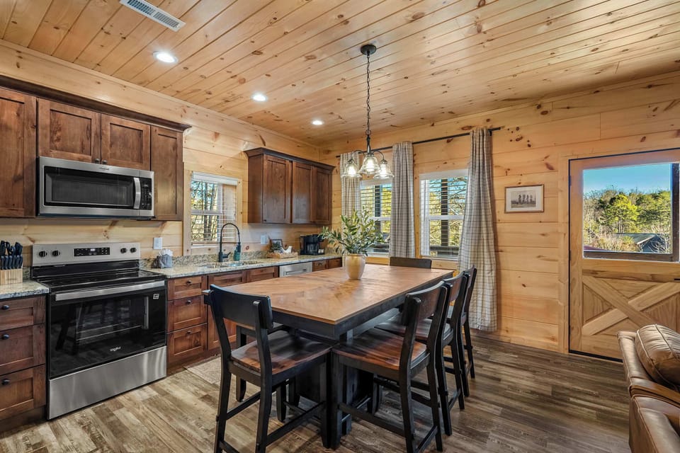 Easy space for cooking, eating, and spending time together.