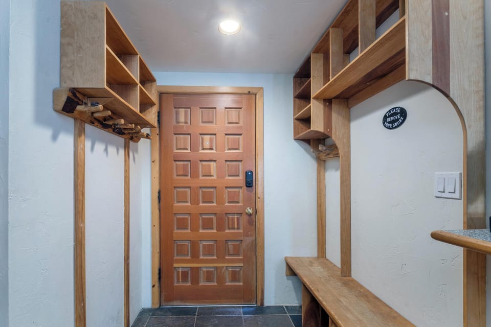 Entry area - welcome home