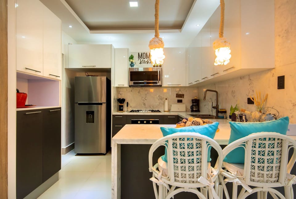 Kitchen or kitchenette