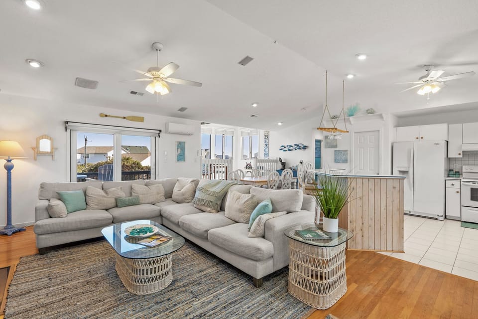 SN2705: Forever Salty | Top Level Living Area