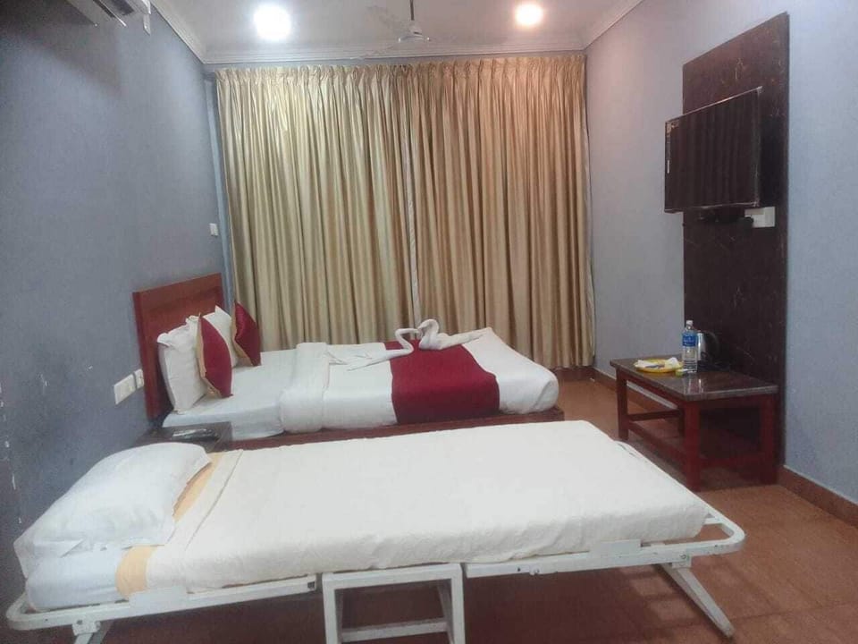 Executive Suite | Free WiFi