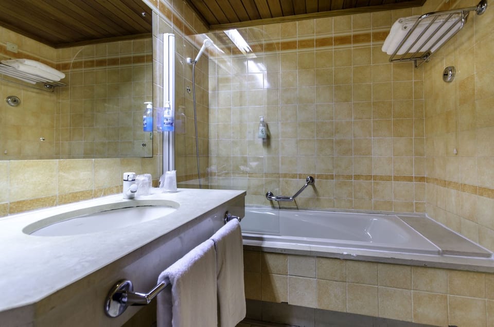 The Boutique Hotel Solar Palmeiras Boutique hotel in Lisbon District