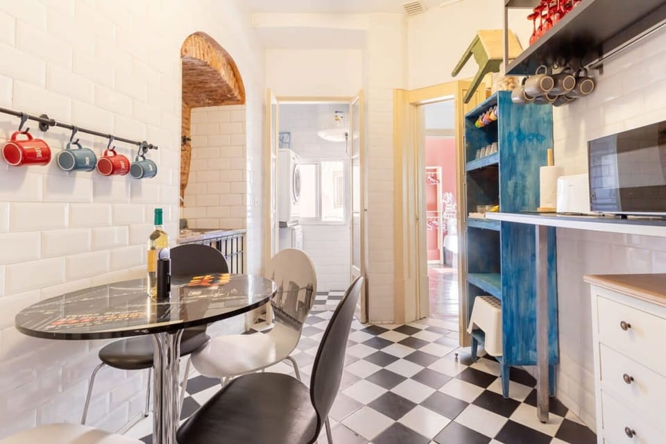 House | 4 bedrooms, Internet