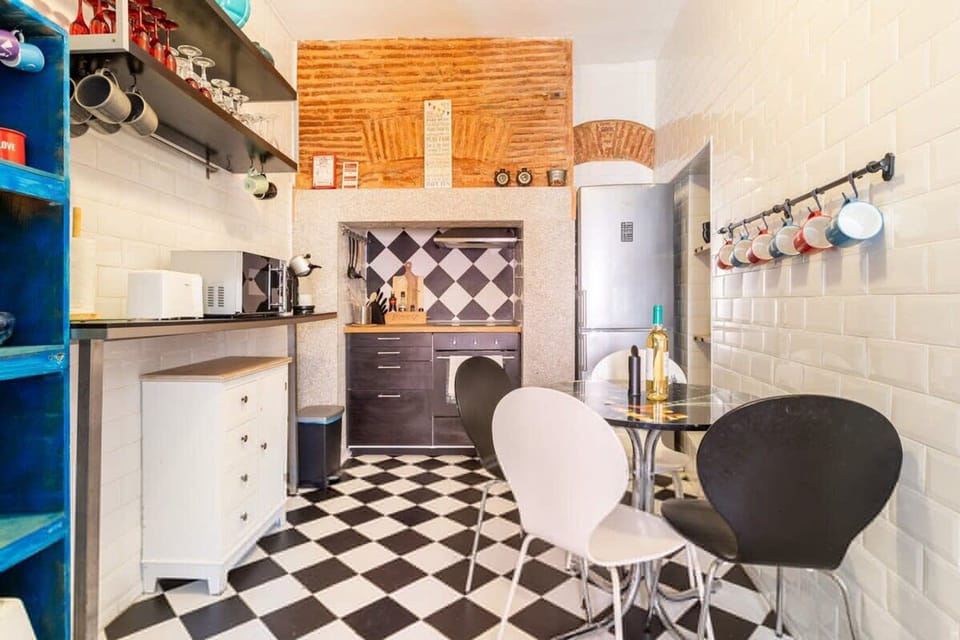 House | 4 bedrooms, Internet