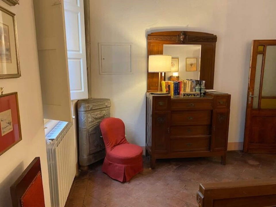 Apartment (3 Bedrooms) | 3 bedrooms, iron/ironing board, bed sheets