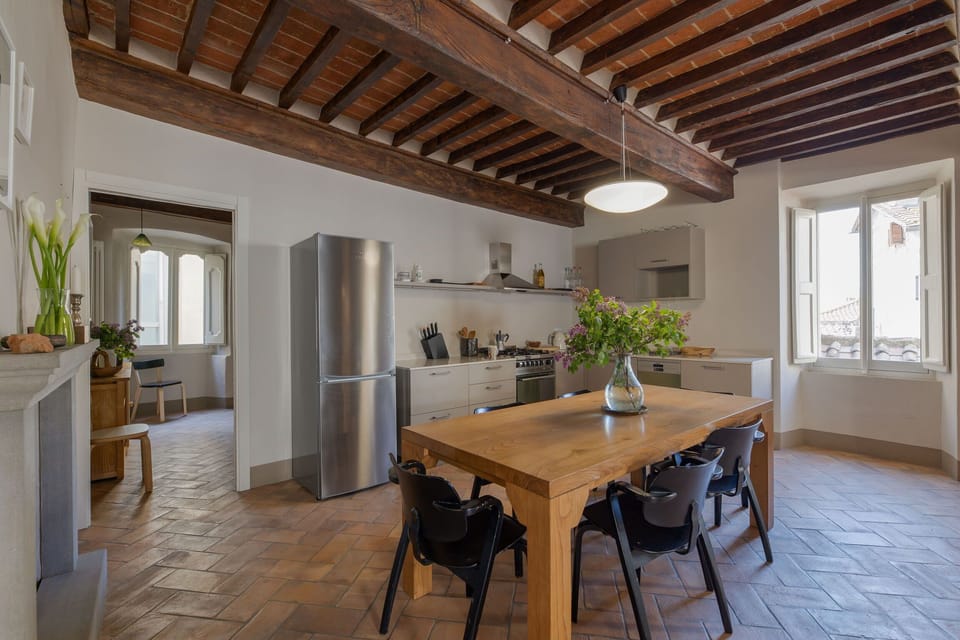 Apartment (1 Bedroom) | In-room dining