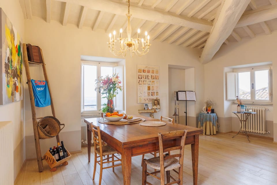Apartment (1 Bedroom) | Living room