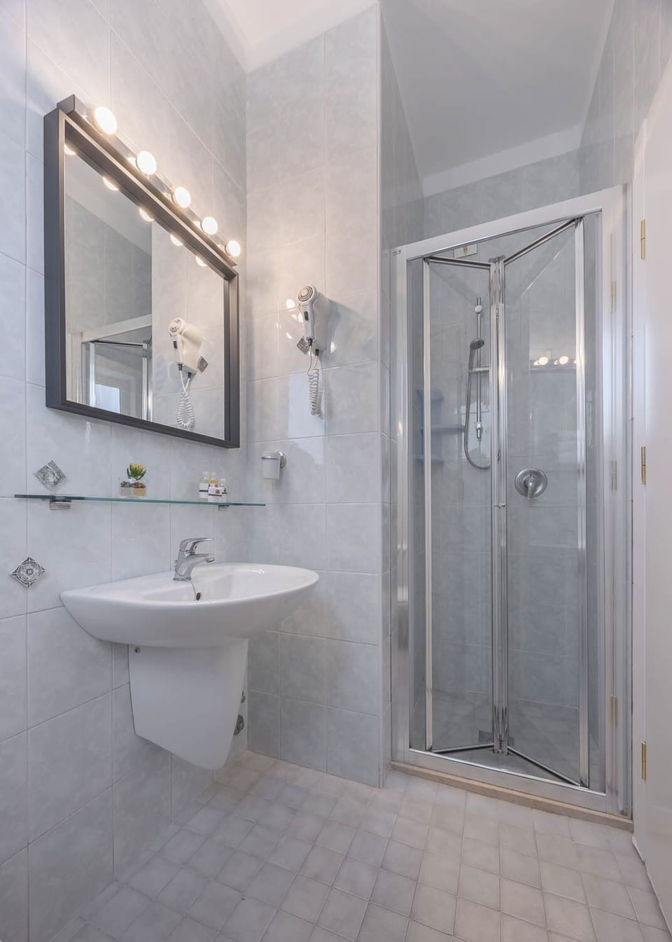 Comfort Double Room, Balcony | Bathroom | Bidet