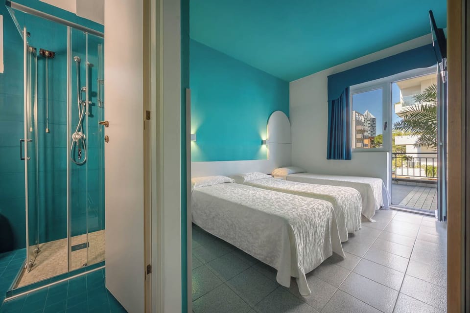 Superior Triple Room | Bathroom | Bidet