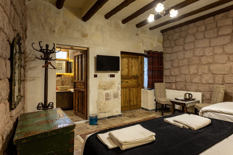 Family Triple Room | WiFi (free), bed sheets