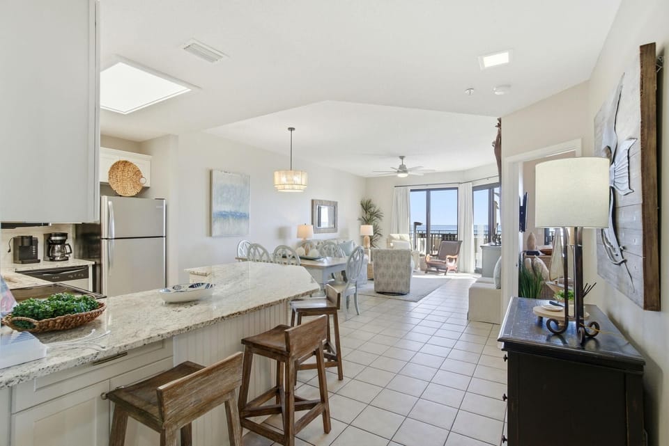 Condo, Multiple Beds (Phoenix 10 114) | Private kitchen