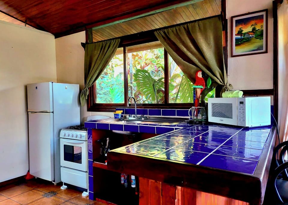 Cabin, 1 Double Bed | Private kitchen | Shared fridge, microwave