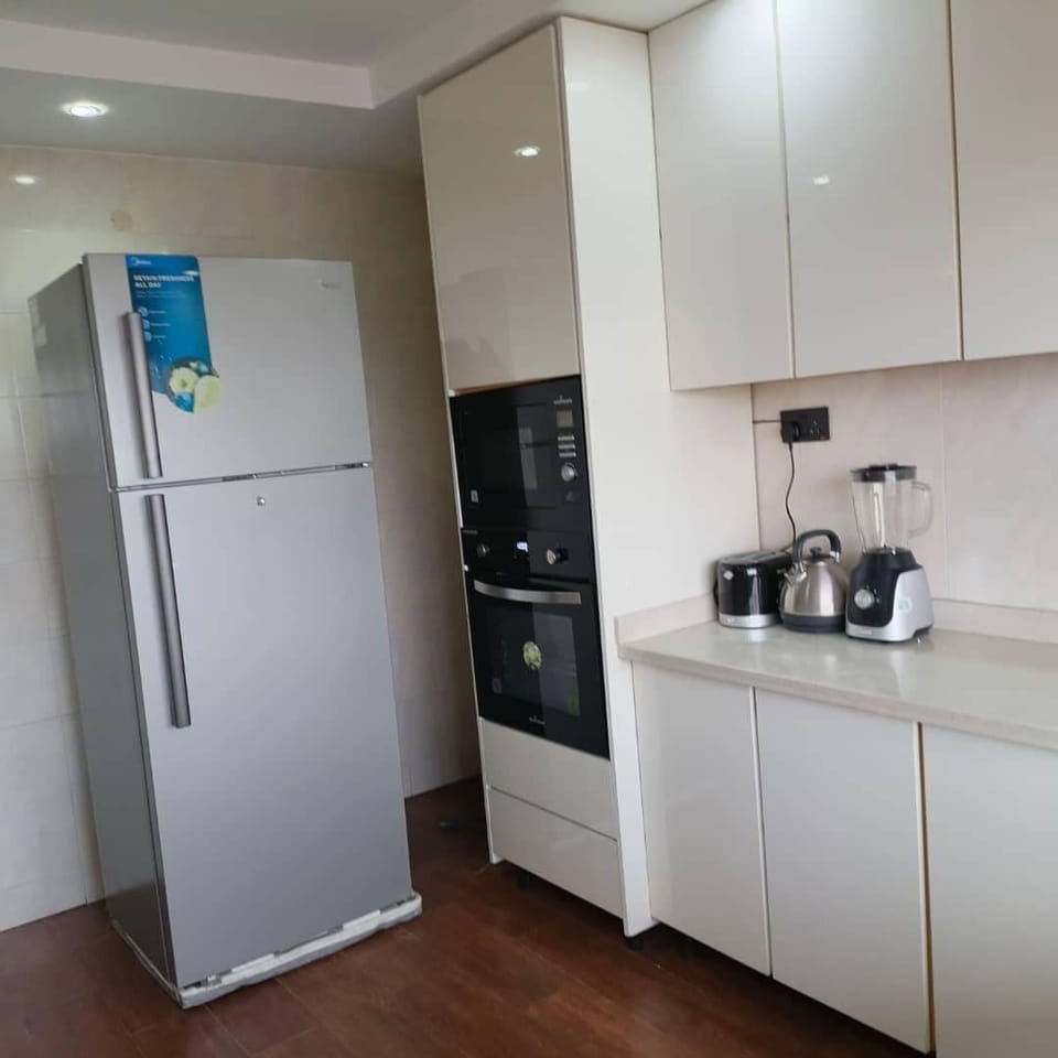Deluxe Apartment, Sea View | Microwave
