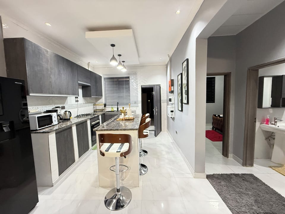 Apartment, 2 Bedrooms, Accessible, Smoking | Interior