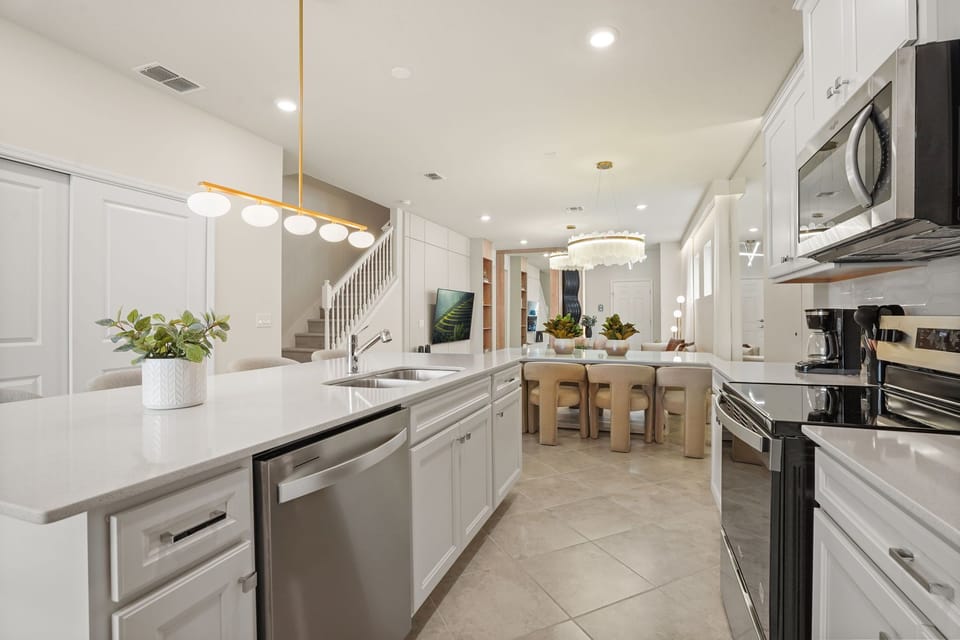 16139 Coastal Cove Lane (7).jpg