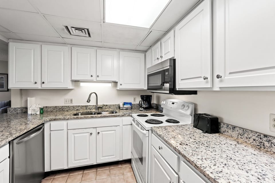 Updated Kitchen with granted counters