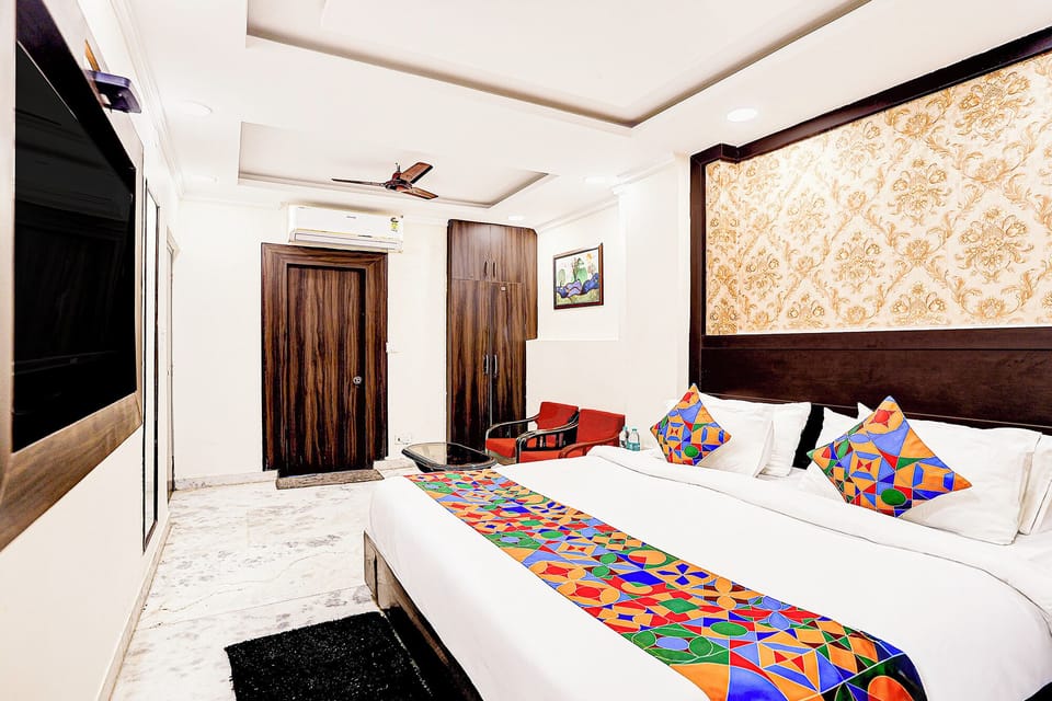 Luxury Room | Egyptian cotton sheets, premium bedding, in-room safe, free WiFi