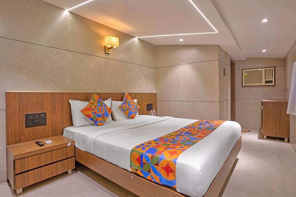 Premium Room | Egyptian cotton sheets, premium bedding, in-room safe, free WiFi