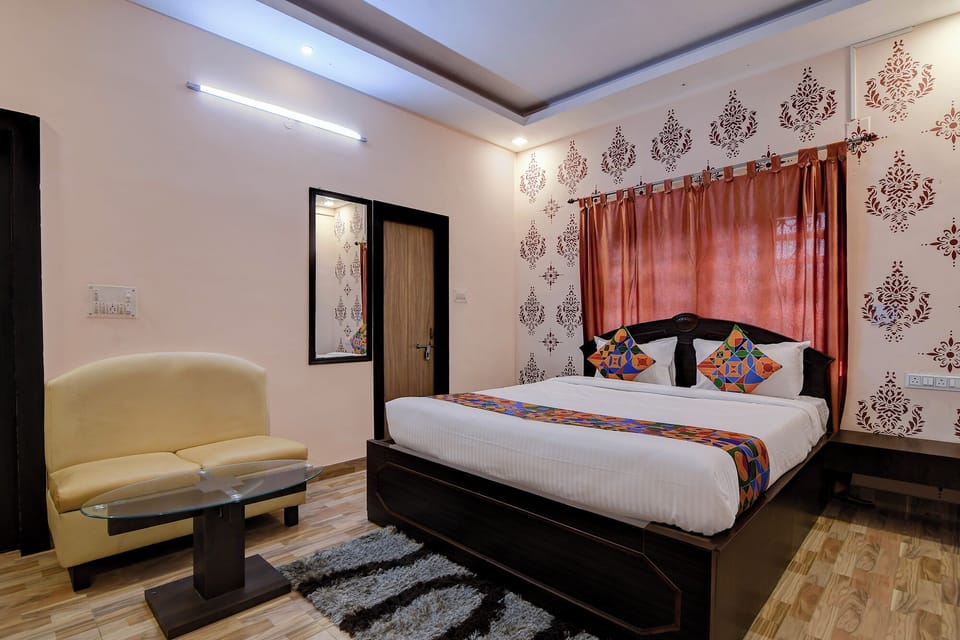 Deluxe Room | Egyptian cotton sheets, premium bedding, in-room safe, free WiFi
