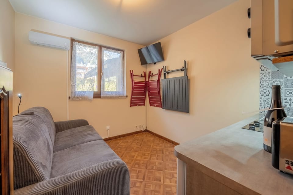 Living and dining room