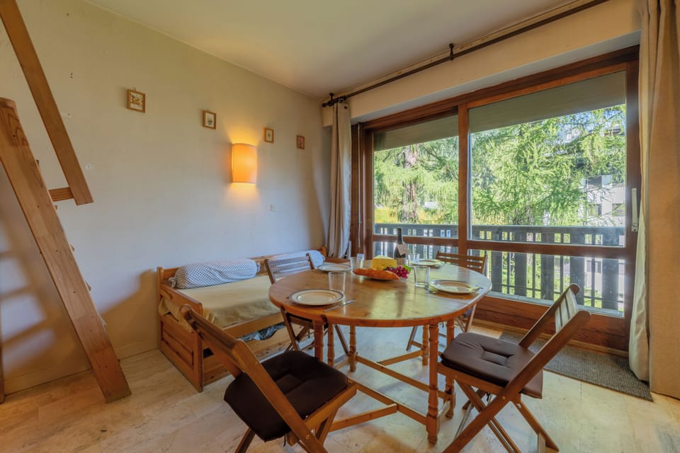 Living and dining room