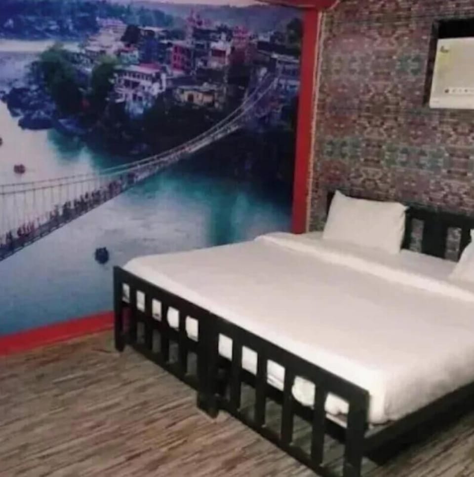 Double Room | Free WiFi