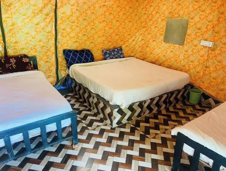 Family Room | Free WiFi