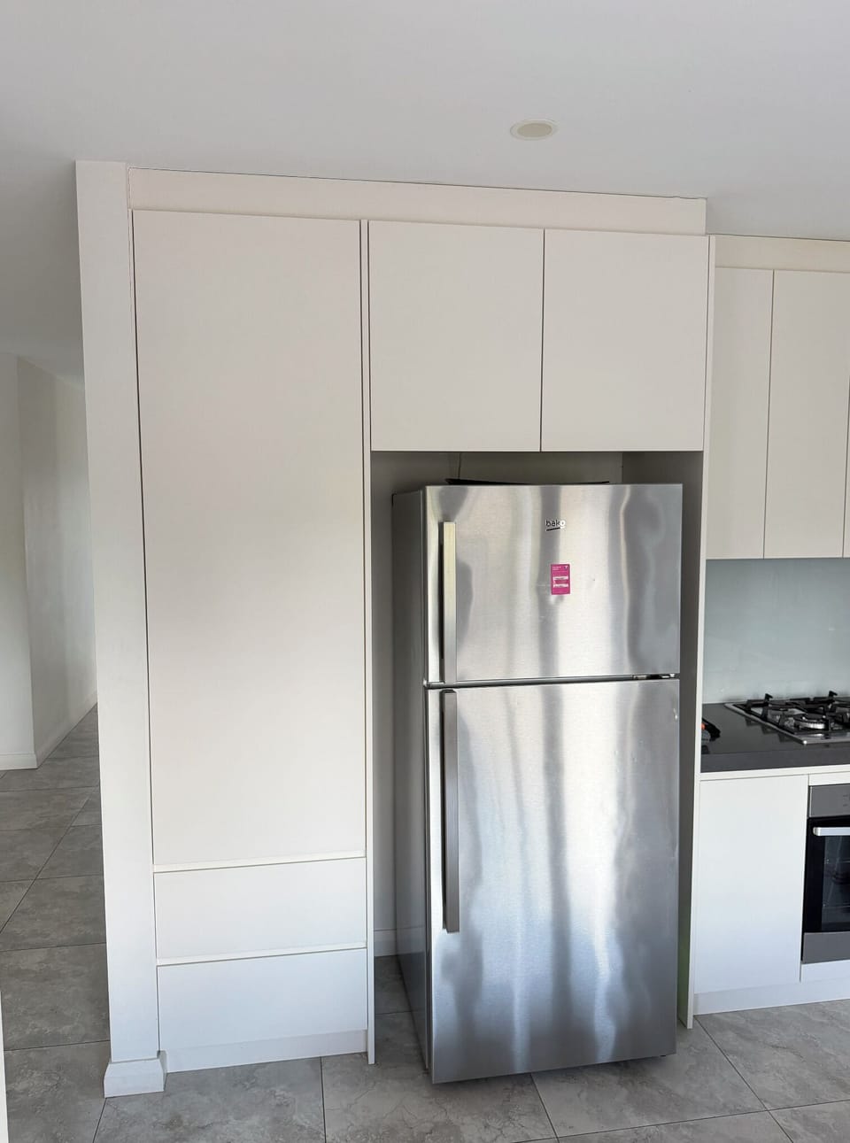 Deluxe Duplex, 3 Bedrooms | Private kitchen | Fridge, microwave, oven, stovetop