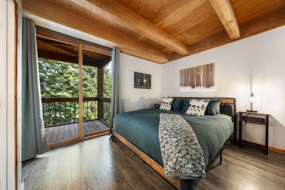 Bedroom 1 - King sized comforts on the first level