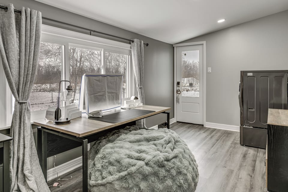 4-Season Room | 1st Floor | Full Futon