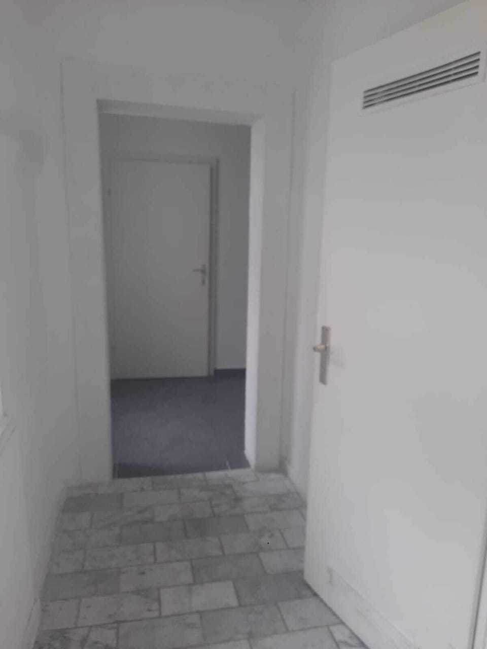 Basic Apartment | Iron/ironing board, free WiFi