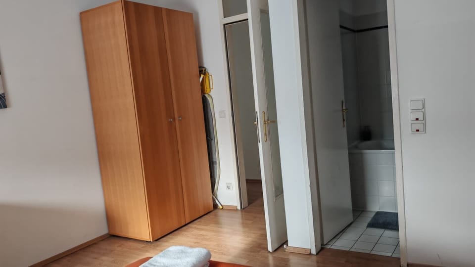 Basic Apartment | Iron/ironing board, free WiFi