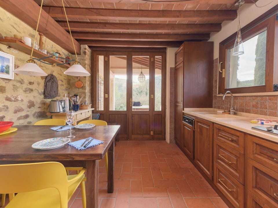 Furniture, Interior Design, Flooring, Wall, Wood, Floor, Ceiling, Kitchen, Cabinetry, Countertop