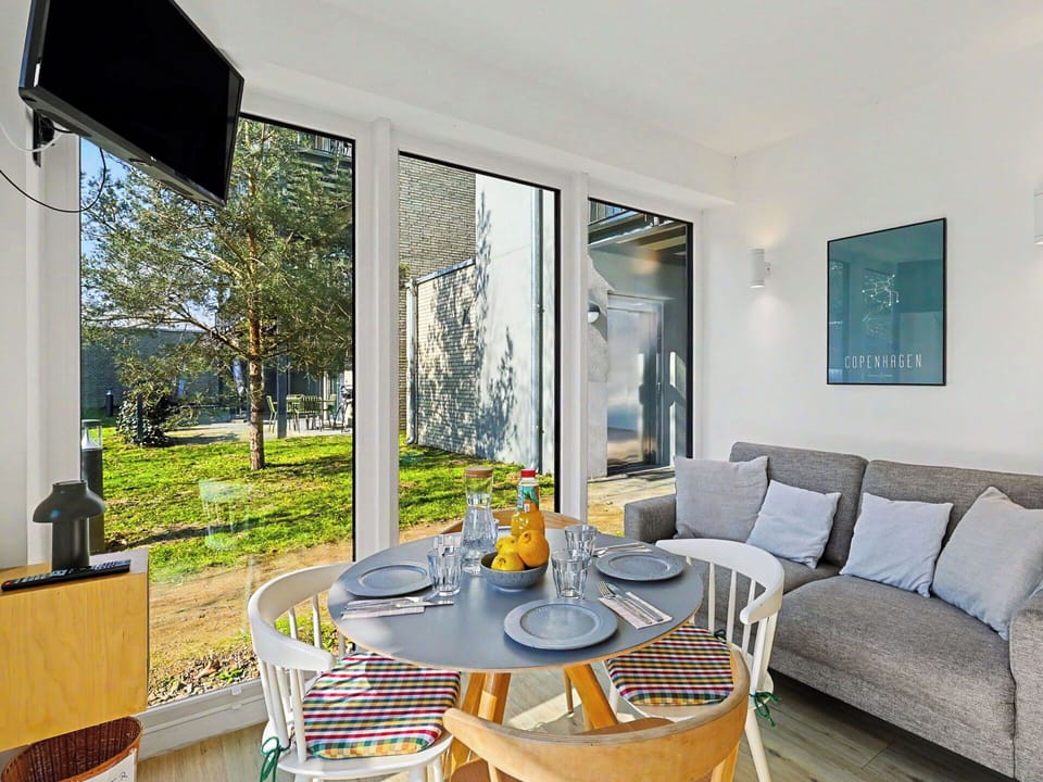 Apartment, Chair, Kitchen & Dining Room Table, Houseplant, Aluminium, Penthouse Apartment