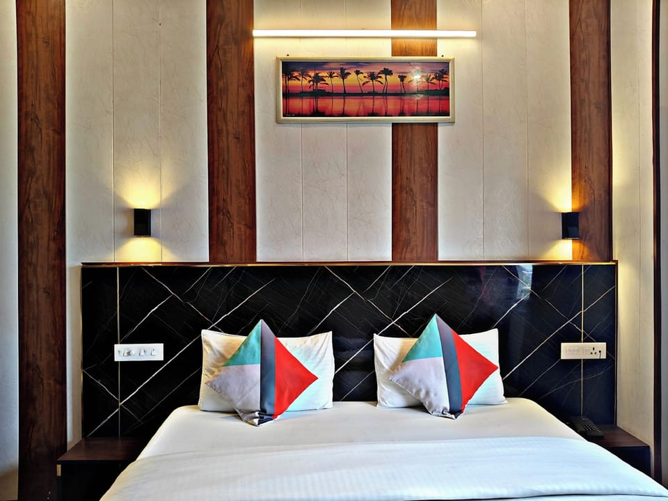 Deluxe Double Room, Mountain View | Free WiFi