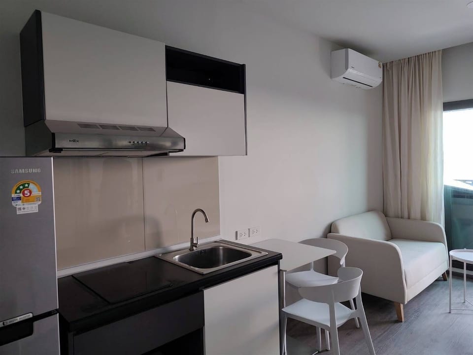 Shared Dormitory, 1 Bedroom, Accessible, Balcony | Interior